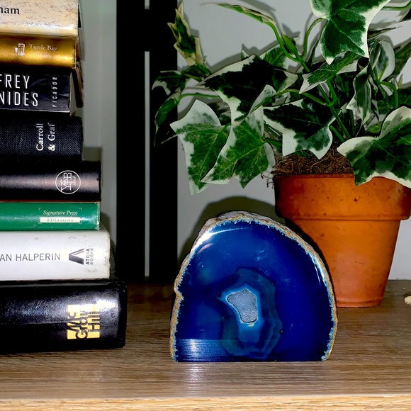 Agate Geode Flat Bottom - Picture 3 of 9